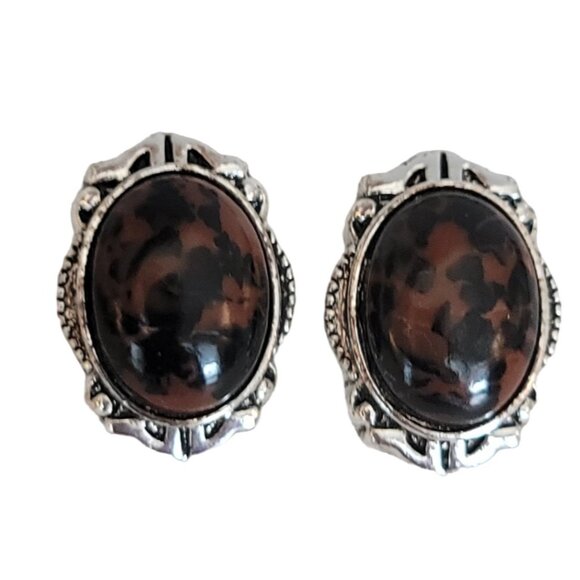 1928 Brand Faux Mahogany Jasper Lucite Cab Clip On Earrings K153 - Picture 3 of 10
